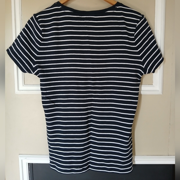 Tommy Hilfiger‎ V Neck Tee Women's Size Large - Picture 5 of 7